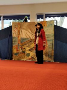 Aktorka podczas występu