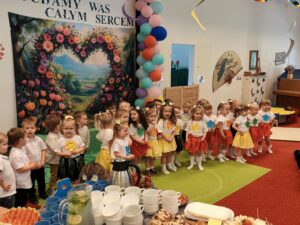Dzieci występujące przed rodzicami
